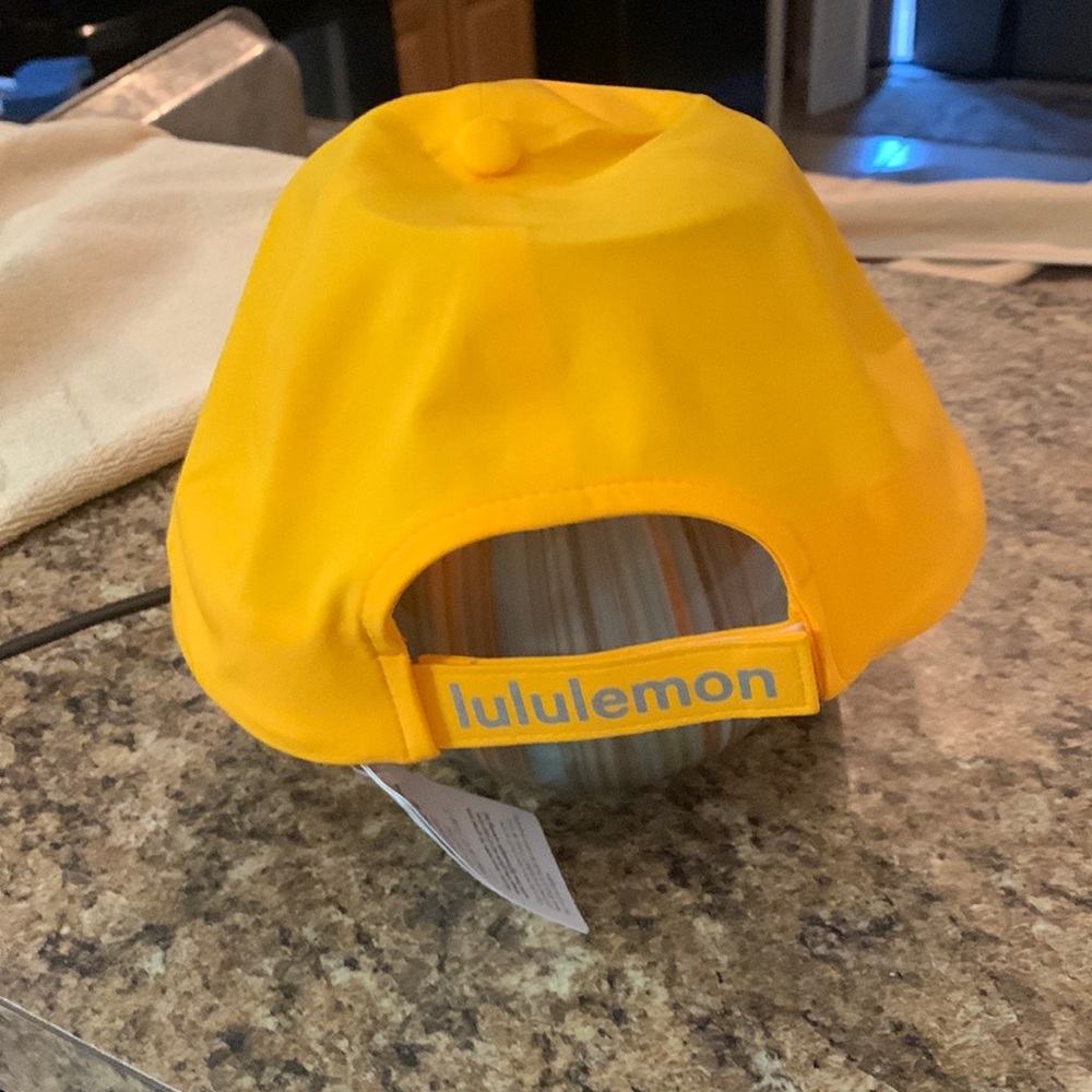 Lululemon fast and free womens running hat